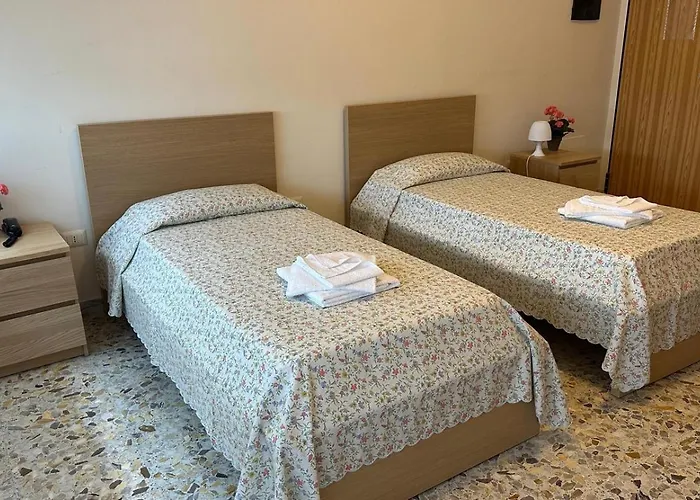 Casa Per Ferie Eden Cusmano Couette-café